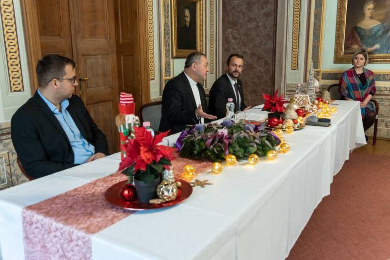 2025_11_27_adventi sajtotajekoztato_09.jpg